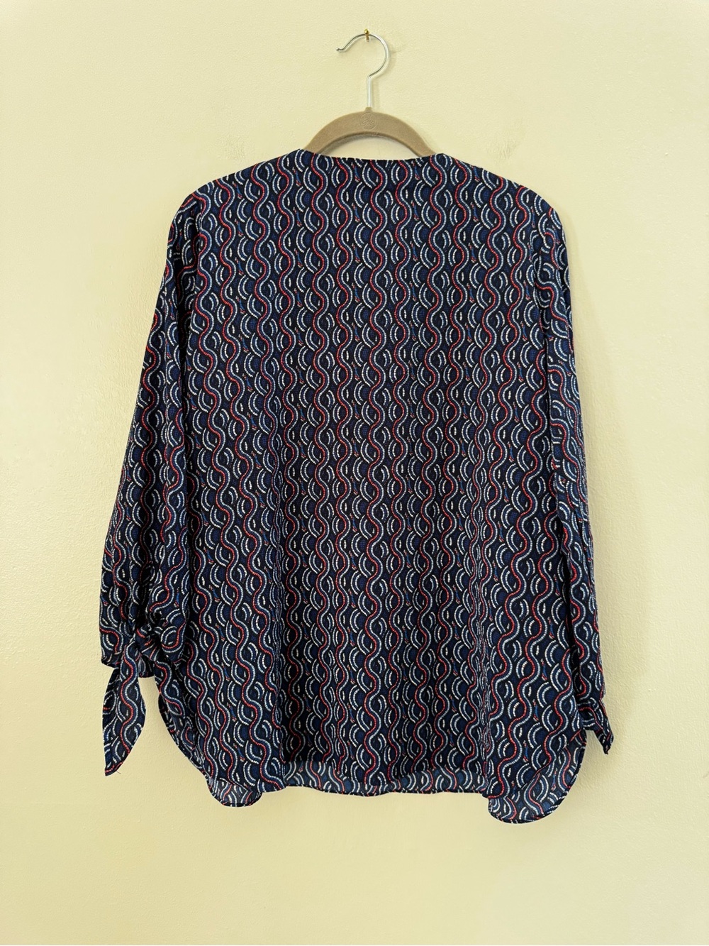 Michael Kors Navy Blue 3/4 Sleeve Lightweight Blouse Women’s Medium - Picture 6 of 7